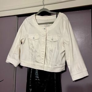 Torrid white jean jacket size 2